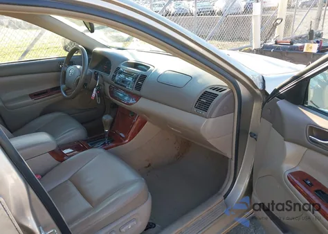 2006 Toyota Camry Xle from USA, damaged, VIN 4T1BE30K06U138535